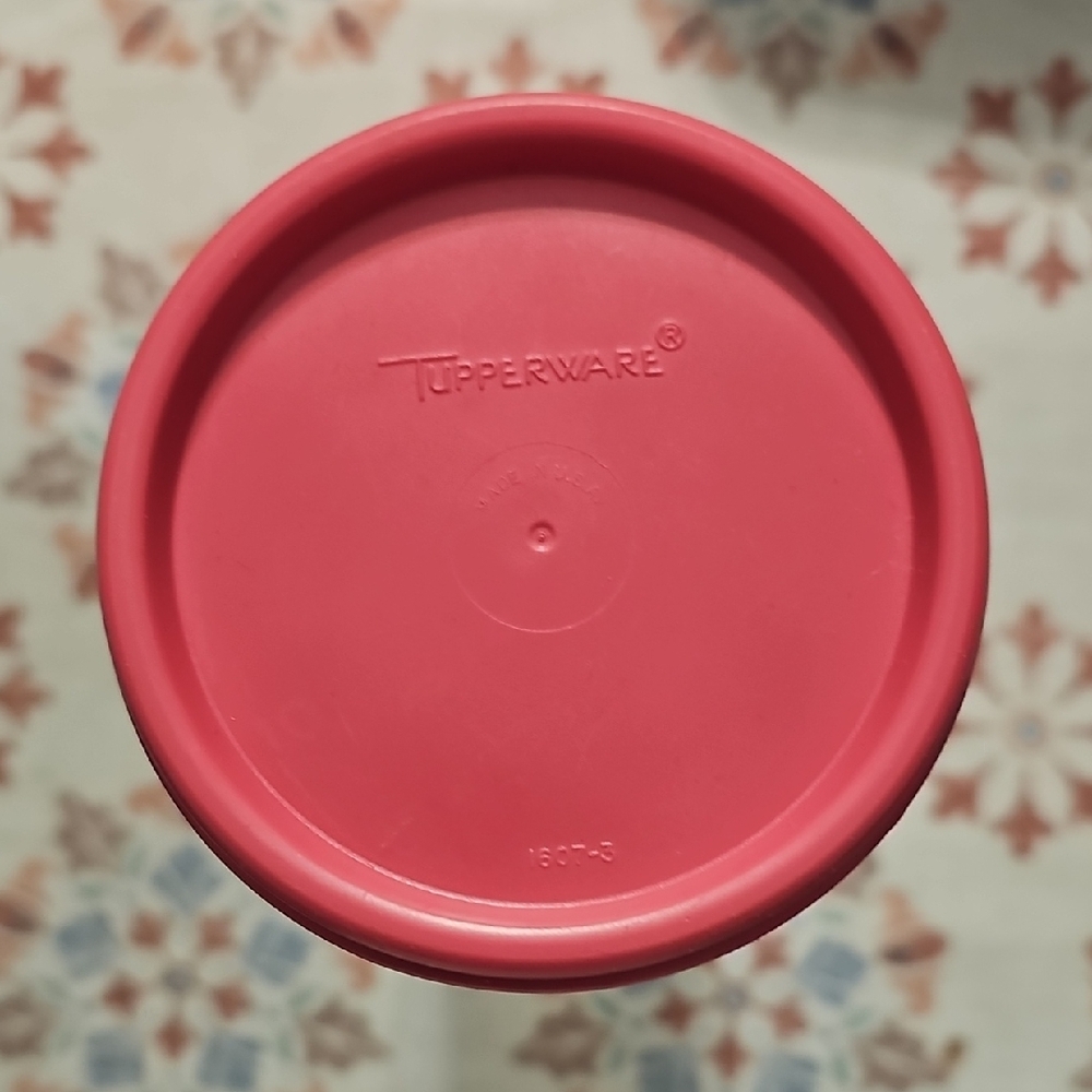 Clear Container with Red Lid - Picture 2 of 3
